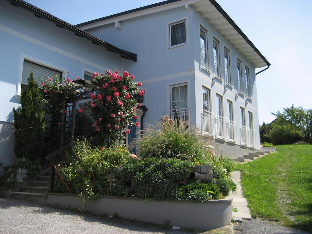 Gastehaus Zieserl Deutsch Kaltenbrunn Bagian luar foto